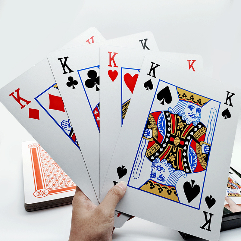 Ponadgabarytowe karty do gry J – Party Games Juego recenzja i cena
